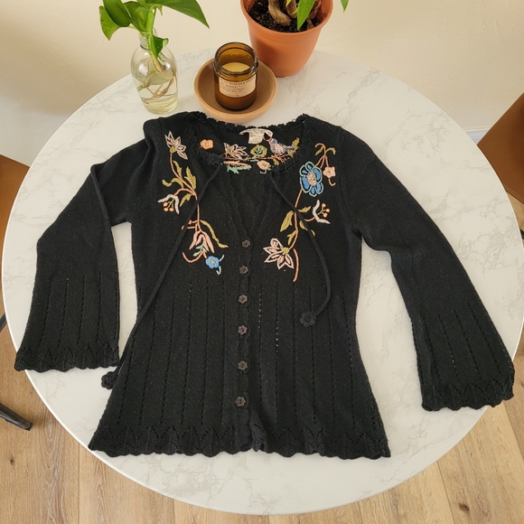 Nanette Lepore Sweaters - Nanette Lepore Knit Sweater Black Pastel Embroidered Floral Crochet